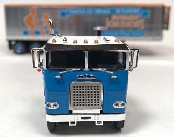1:64th Scale White Freightliner COE with 40' Reefer Trailer "Howard Johnson's Ice Cream"